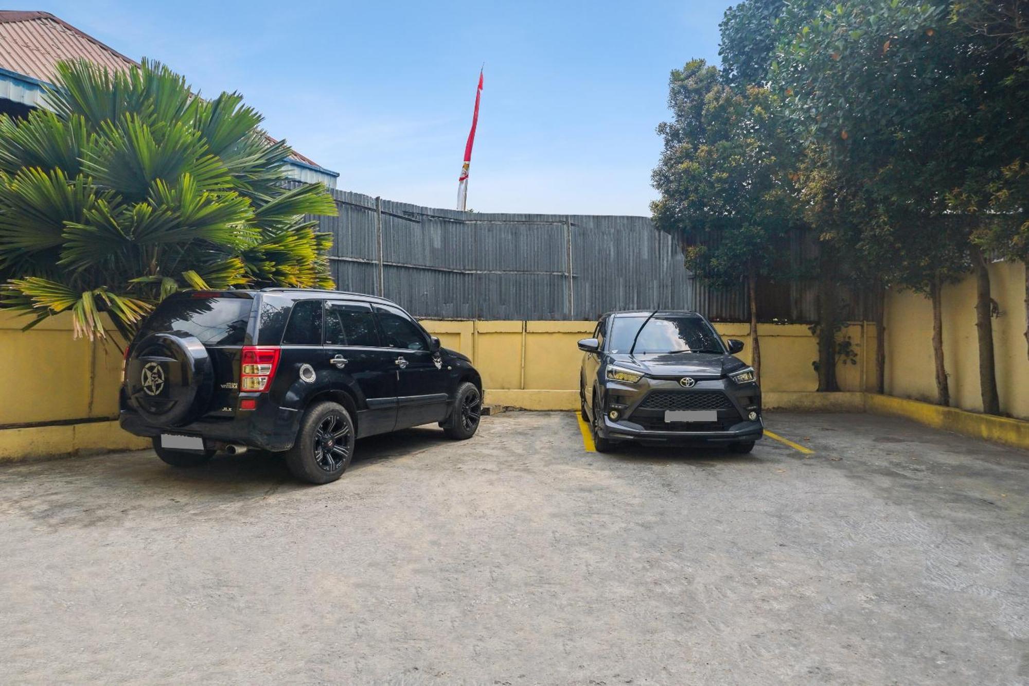 Spot On 92890 Losmen Bahalap Syariah Marabahannearsiring Marabahan Ulek Barito Banjarmasin  Extérieur photo
